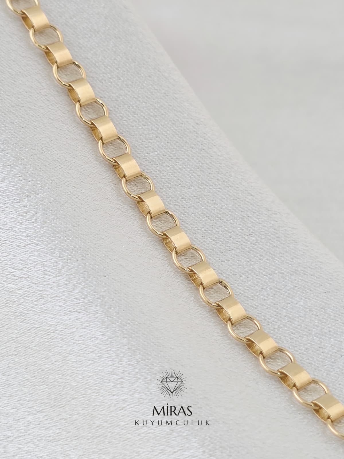 14 Ayar Altın - Yeşil Altın Bileklik K14BLK356