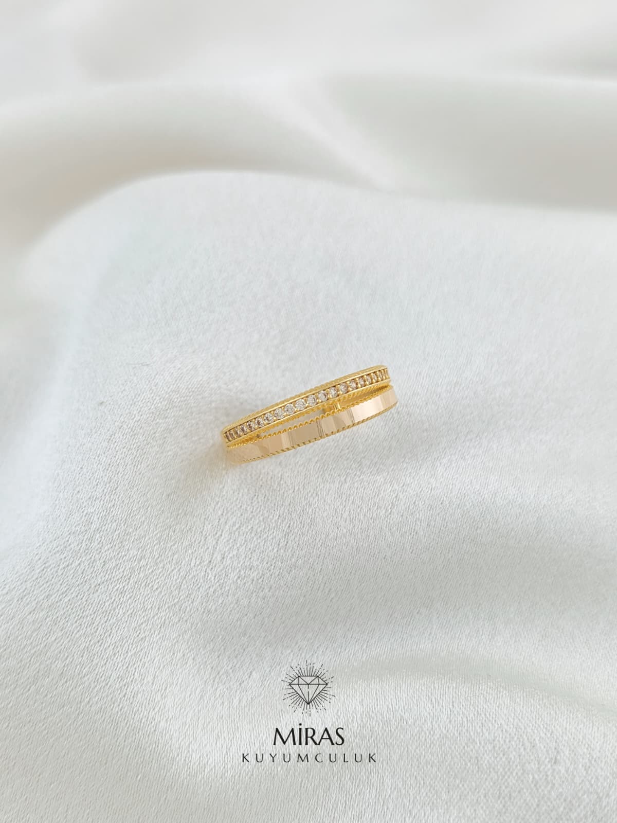 14 Ayar Altın - Taşlı Ajda Yüzük 14YZK984