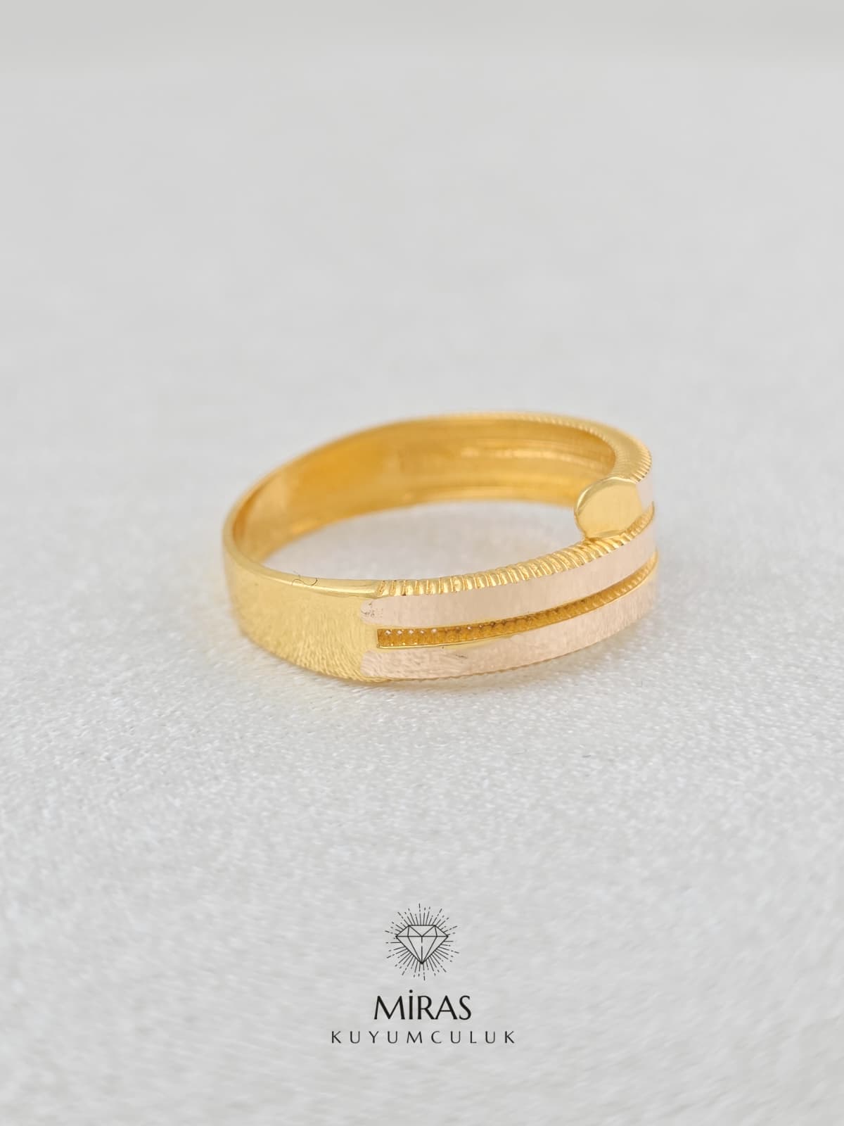 14 Ayar Altın - İtalyan Ajda Yüzük K14YZK418