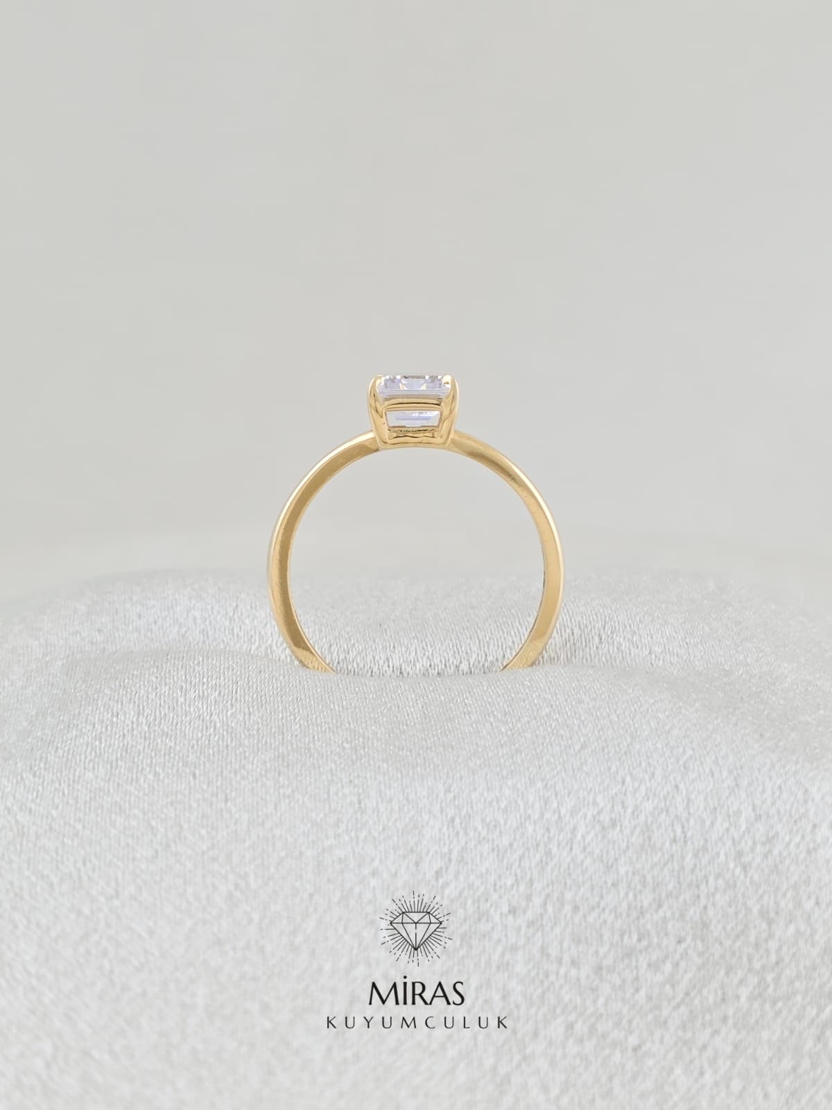 14 Ayar Altın - Halka Baget Tektaş Yüzük K14YZK197