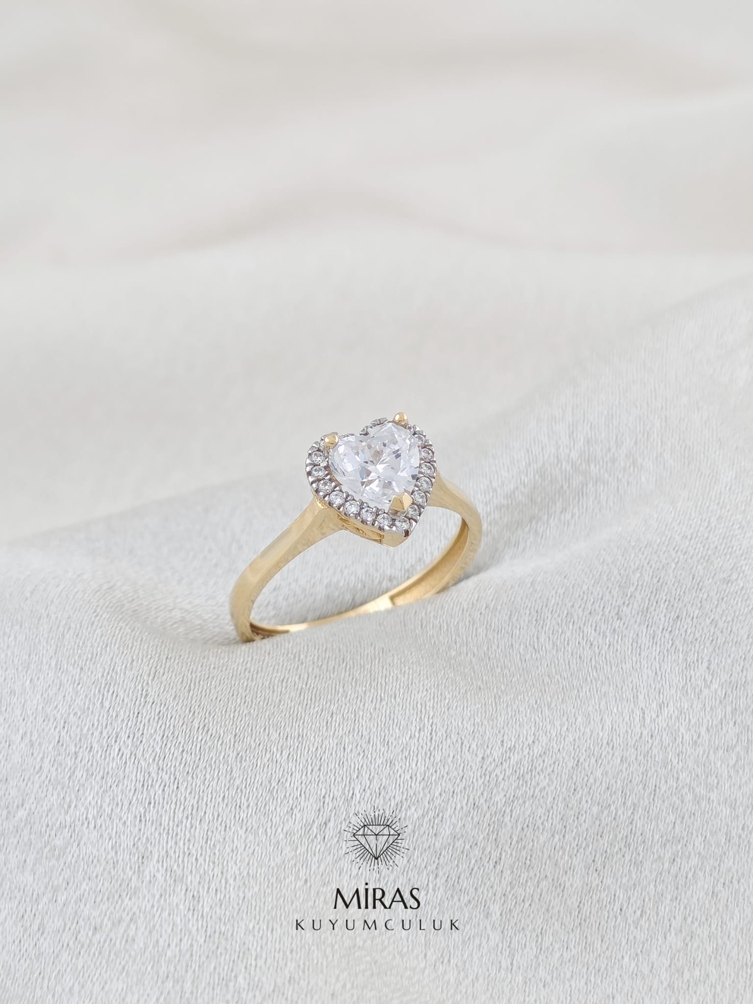 14 Ayar Altın - Kalpli Yüzük K14YZK149