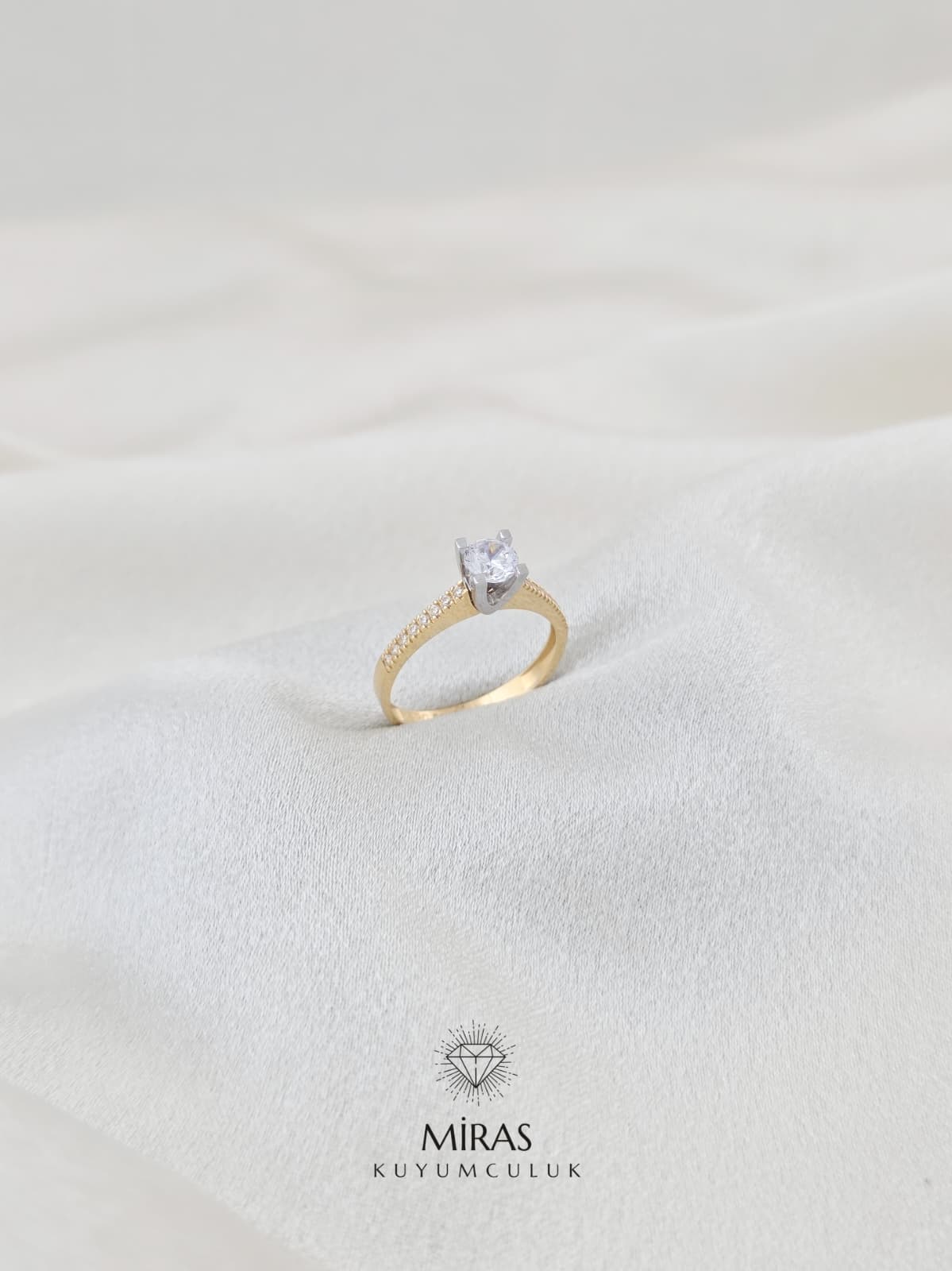 14 Ayar Altın - Tektaş Yüzük 14YZK245