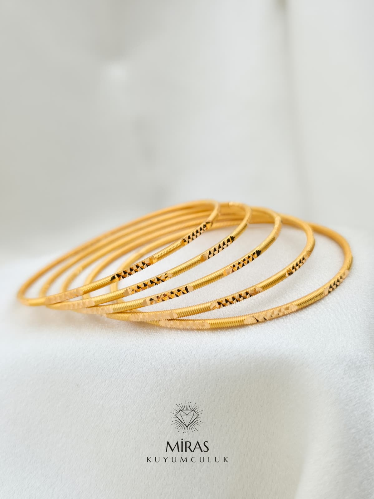 22 Ayar Altın - 10 Gr Müjde Ajda Bilezik 