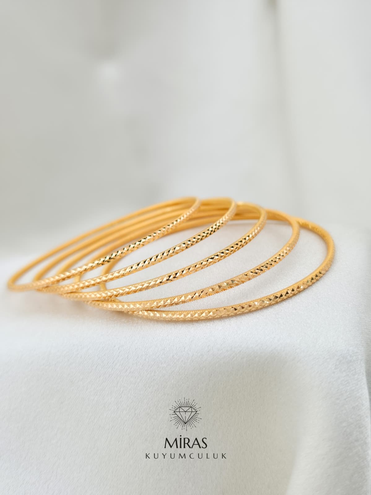 22 Ayar Altın - 10 Gr Kristal Ajda Bilezik 