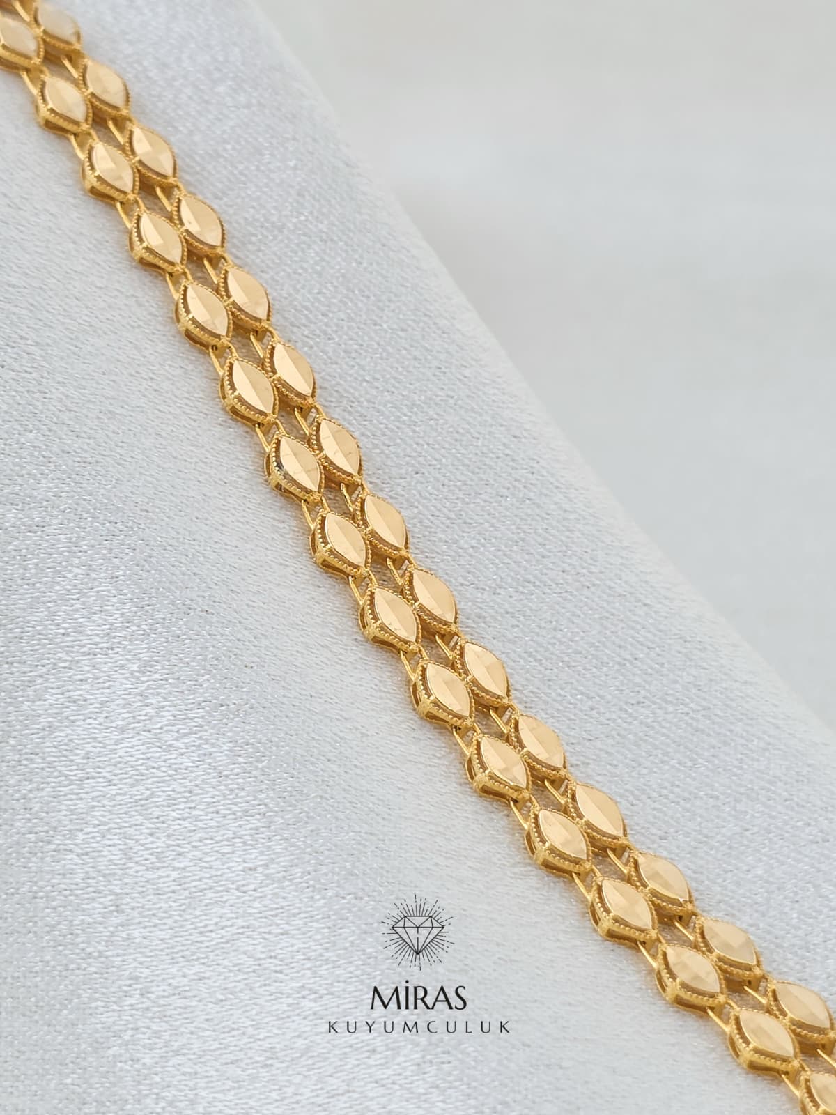 14 Ayar Altın - İki Sıralı Pullu Bileklik 14BLK983